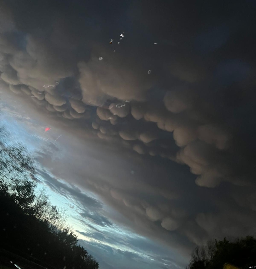 Mammatus Wolken